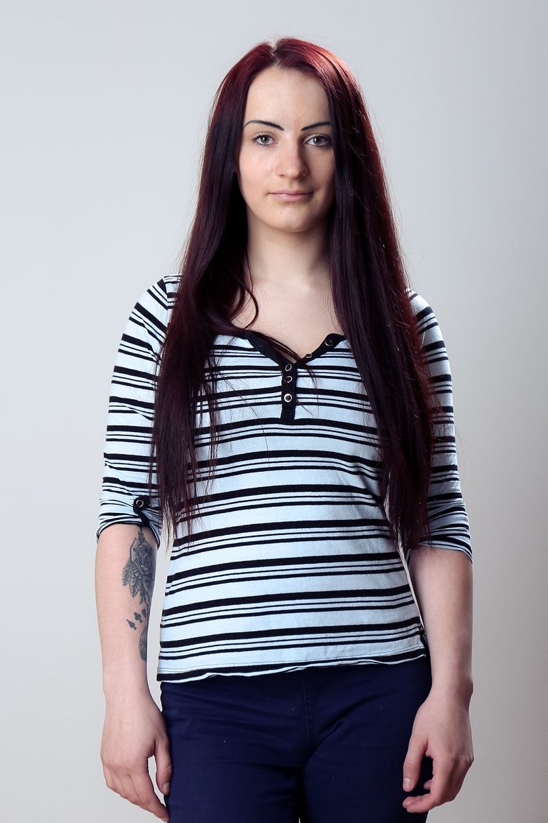 Еленка, 22